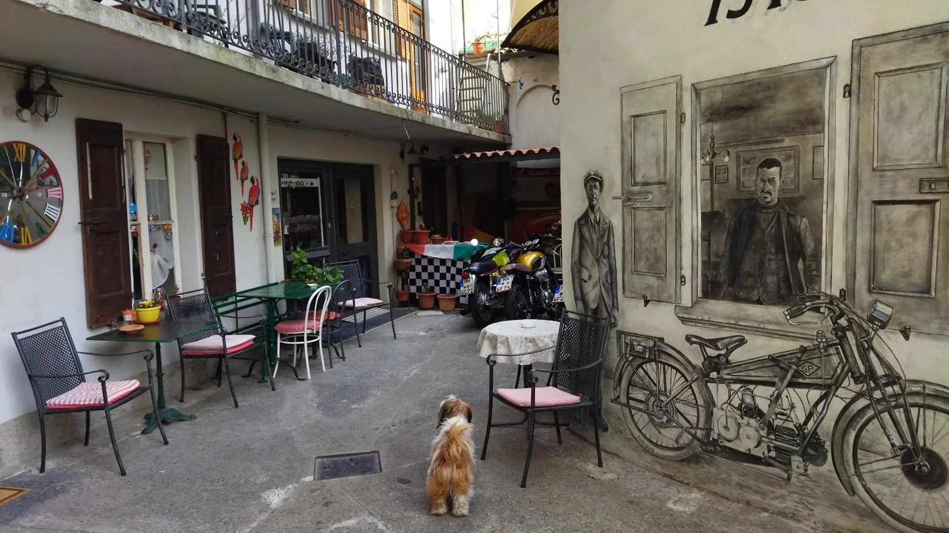 Antica Officina Apartment Mandello del Lario 0*,  Italy