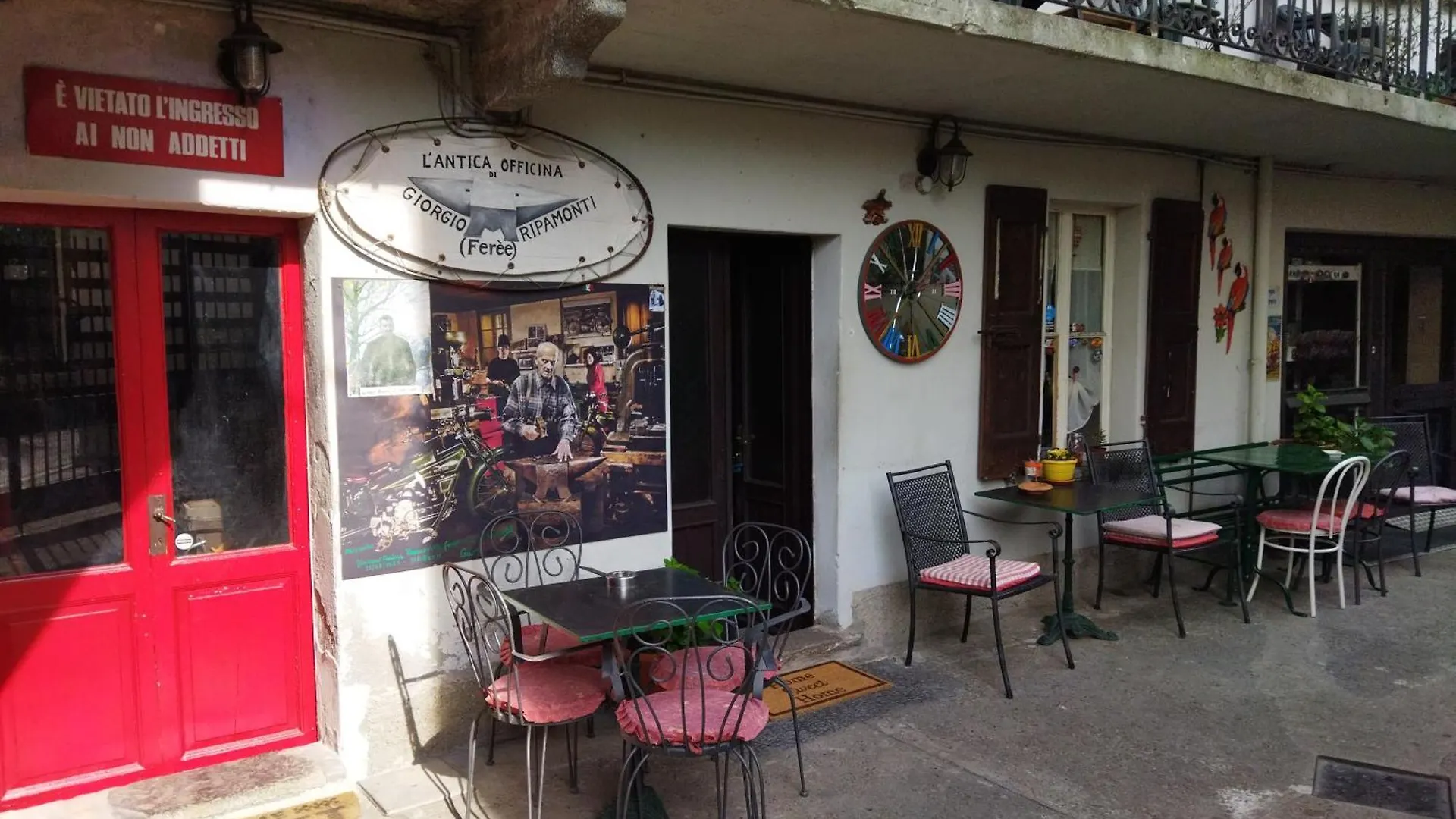 Antica Officina Apartment Mandello del Lario Italy