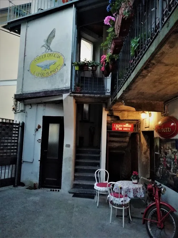 Antica Officina Apartment Mandello del Lario Italy