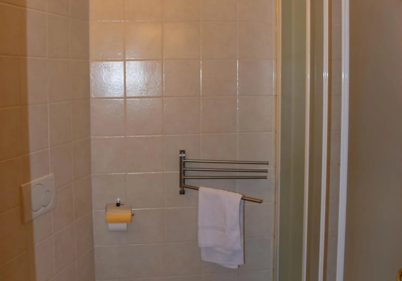 Antica Officina Apartment Mandello del Lario 0*,  Italy